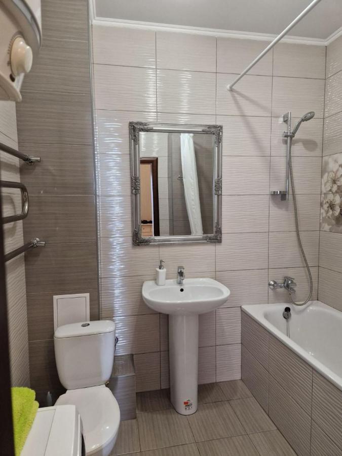 Видовые Апартаменты Kijów Zewnętrze zdjęcie
